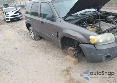 2005 Ford Escape Hybrid из США, поврежденный, VIN 1FMYU95H55KD90885